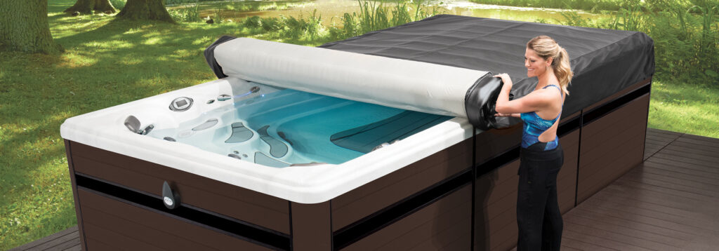 La couverture à rouleaux Axis® désormais disponible pour les spas de nage