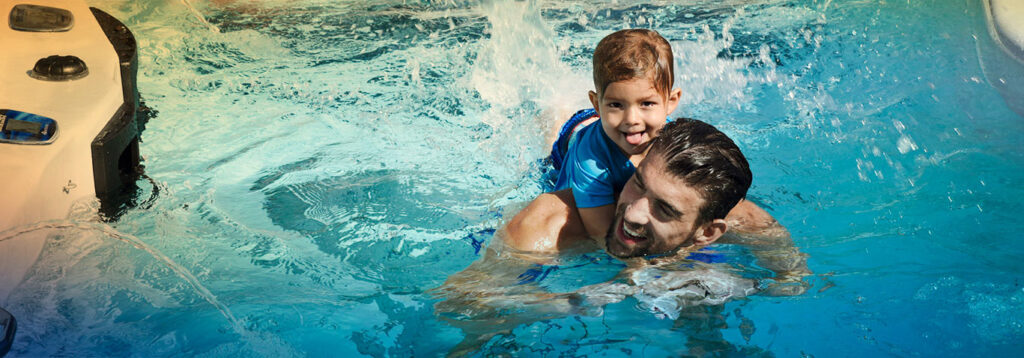Phelps et sa famille vedettes d'une nouvelle vidéo Master Spas